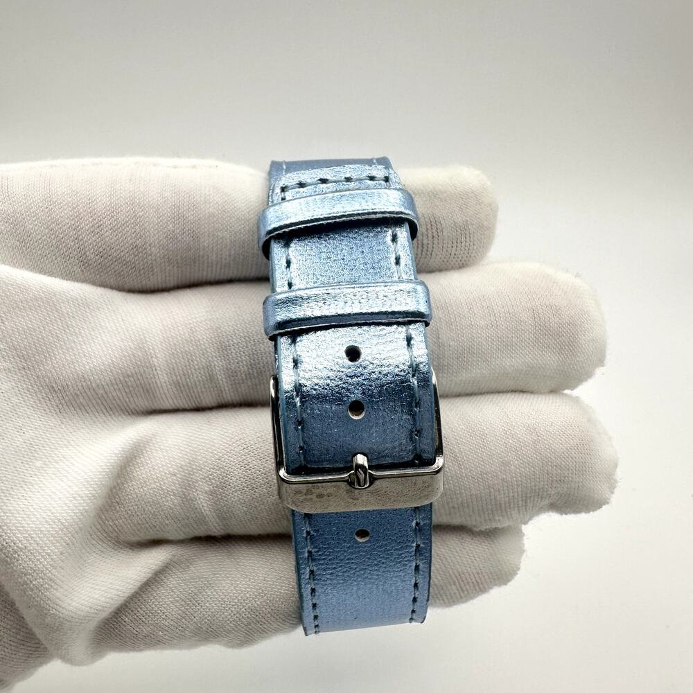 Donna Vivian Quartz Watch Silver Tone Butterfly Case Blue Leather Strap - Picture 2 of 9